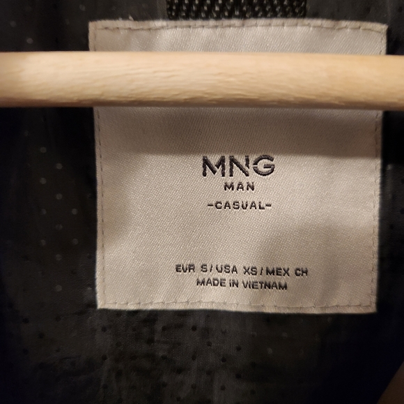 Light rain jacket Mango Man - Picture 2 of 4